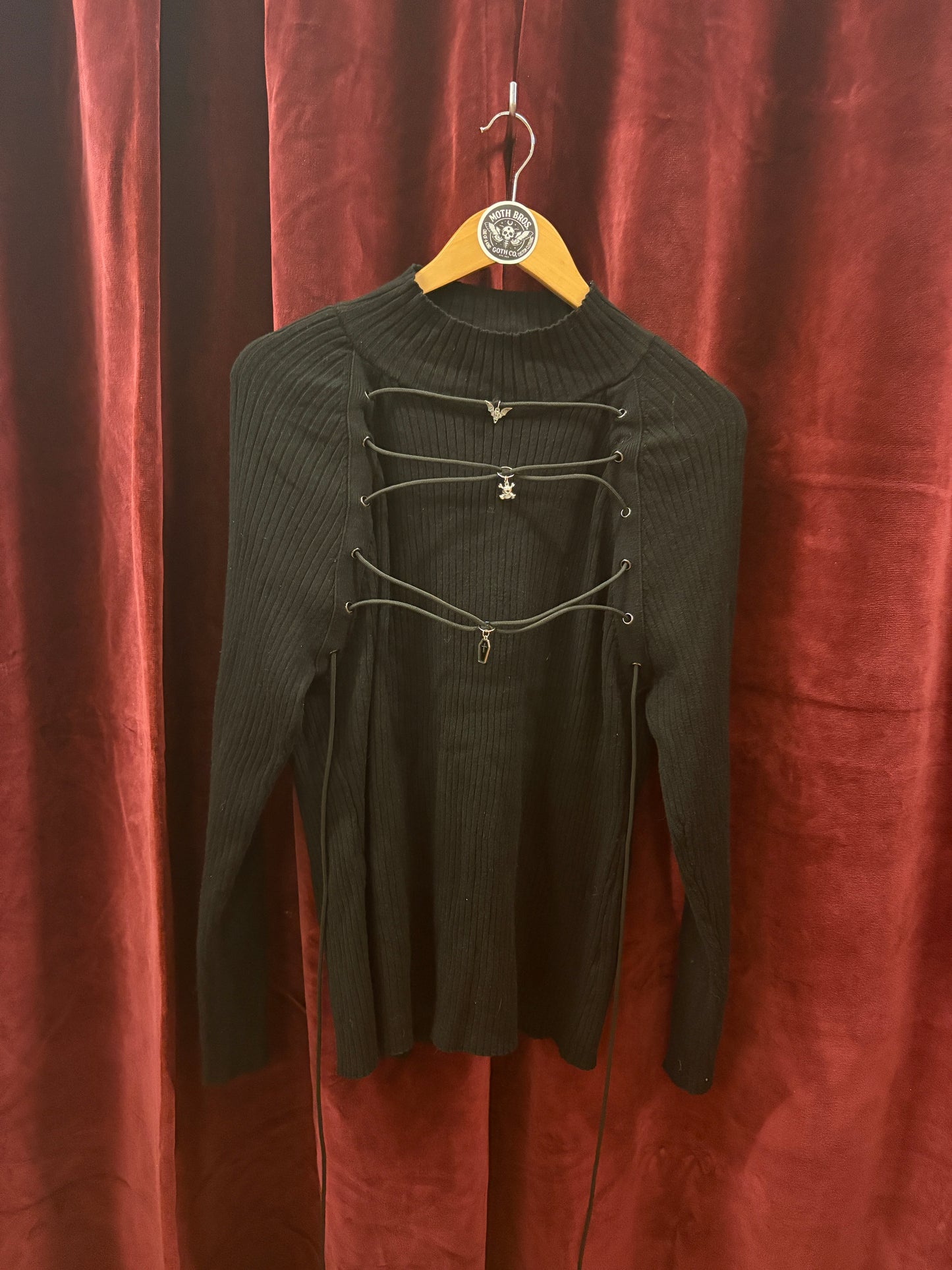 🦇 FUTURE VAMP Sweater - SIZE M - UNLUCKY 13 COLLECTION: 12 of 63