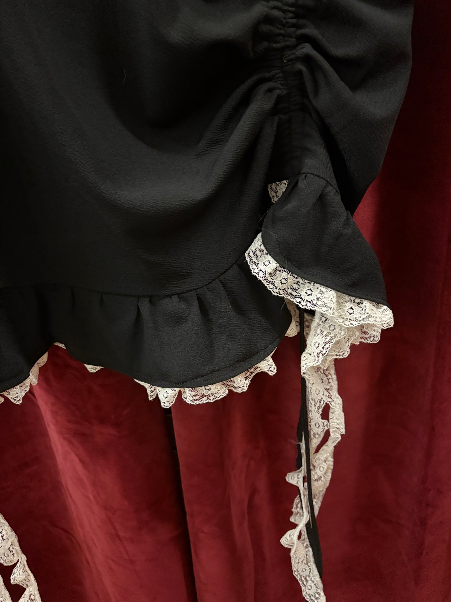 ☠️ ARSENIC & WHITE LACE SKIRT - SIZE 2X/3X - UNLUCKY 13 COLLECTION: 26 of 63