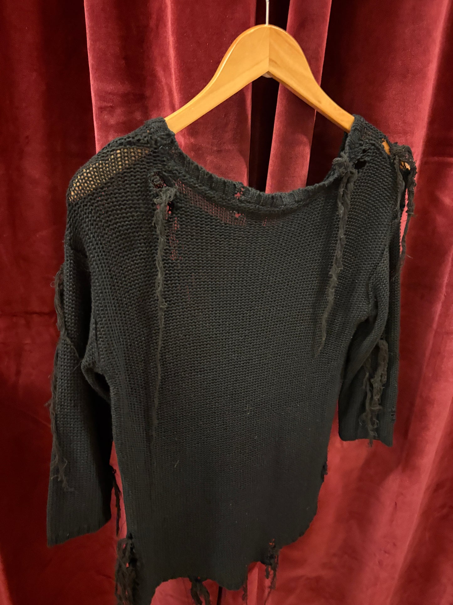 THE UNRAVELED TOP - SIZE L/XL - UNLUCKY 13 COLLECTION: 42 of 63