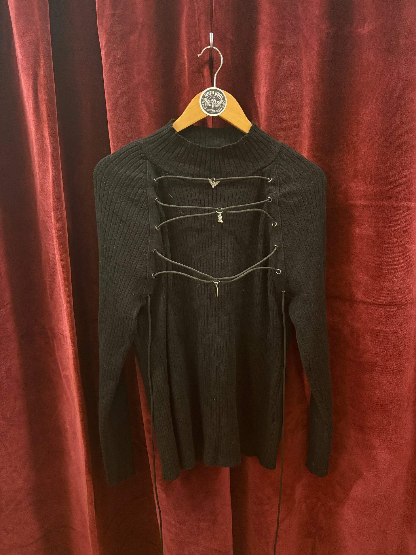 🦇 FUTURE VAMP Sweater - SIZE M - UNLUCKY 13 COLLECTION: 12 of 63